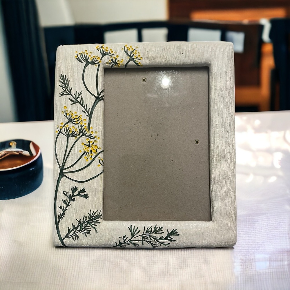 Vintage 1999 Burnes Of Boston 5x7 Flower Picture Photo Frame Antique White